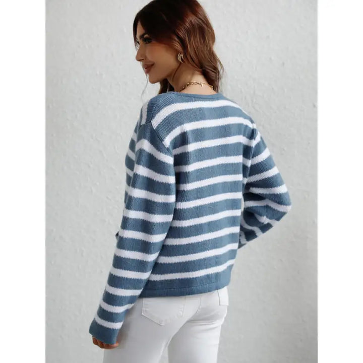 Klassisch gestreifte Strickjacke mit Knopfleiste für Damen
