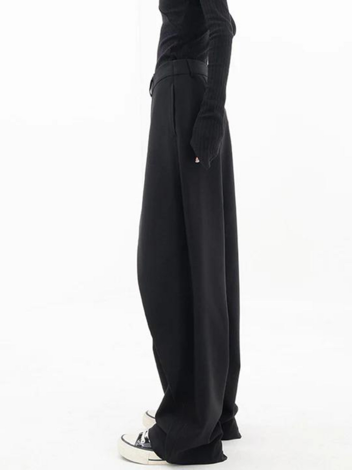 Asymmetrische Hose mit weitem Bein für Damen