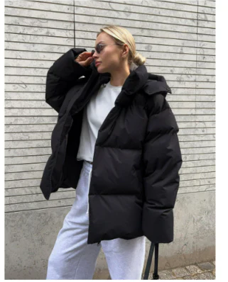 Oversize-Pufferjacke mit Kapuze für Damen