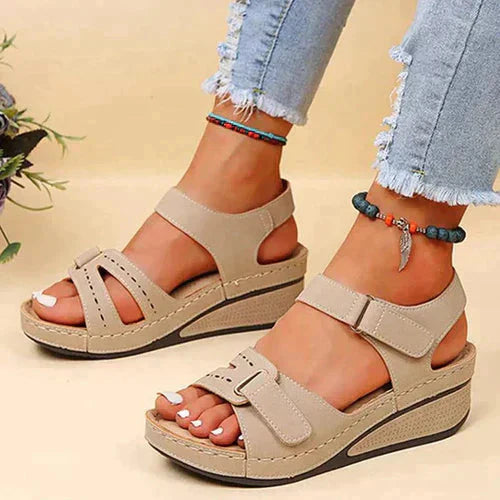 Sandalen mit hohen Absätzen für Damen