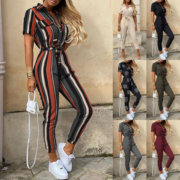 Kurzärmliger Jumpsuit mit Gürtel für Damen