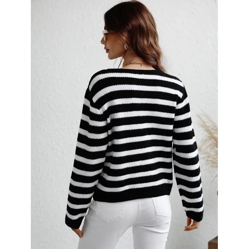 Klassisch gestreifte Strickjacke mit Knopfleiste für Damen