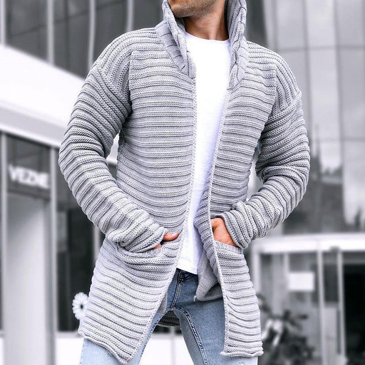 Herren-Strickjacke mit Kapuze und Fronttaschen