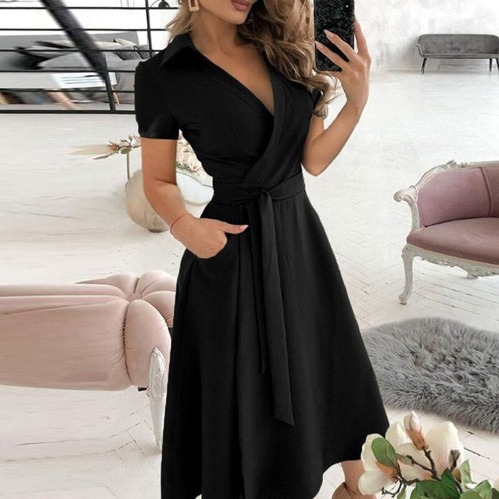 Elegantes Kleid mit Gürtel für Damen